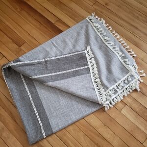 Grey Plaid Tablecloth Rustic Burlap Linen Fabric - NEW in Package - 35" × 120"